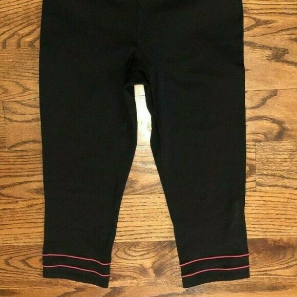 Lucy Black Workout Athletic Capri Pants Small - Picture 4 of 5